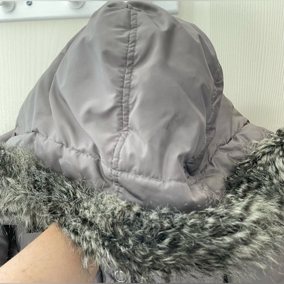 Esprit Mid Thigh Puffer Coat - Picture 10 of 16